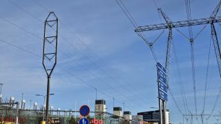 Nykyinen Tasetiellä kulkeva 110 kilovoltin voimalinja siirretään maakaapeliksi.